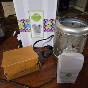 Solitude Scentsy warmer RETIRED